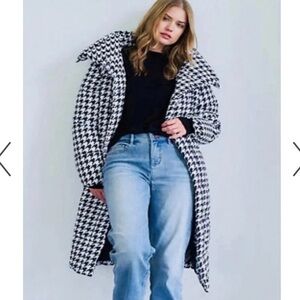 PEACE LOVE WORLD, HOUNDSTOOTH DUVET PUFFER COAT *OVERSIZED FIT *XSMALL SUPERCUTE